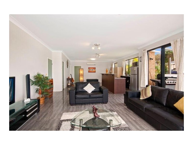 36 Sealand Road, Fishing Point NSW 2283