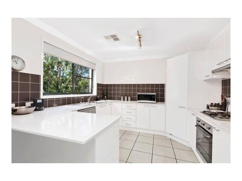 4 Corymbia Street, Croudace Bay NSW 2280