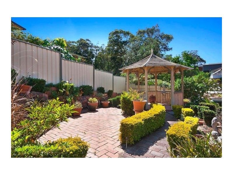 13 Greenwood Avenue, Belmont NSW 2280