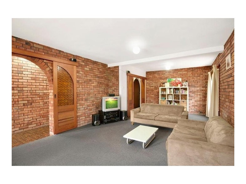 10 Aldunga Street, Blacksmiths NSW 2281