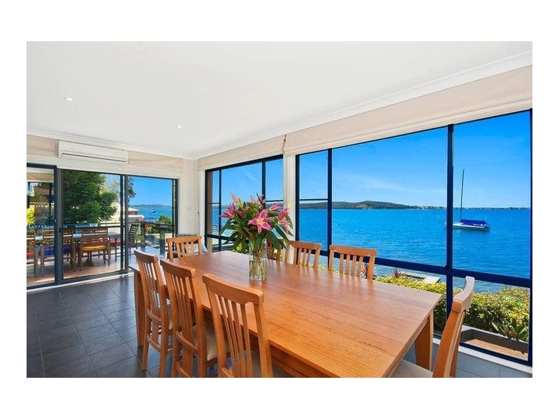 182 Skye Point Road, Coal Point NSW 2283
