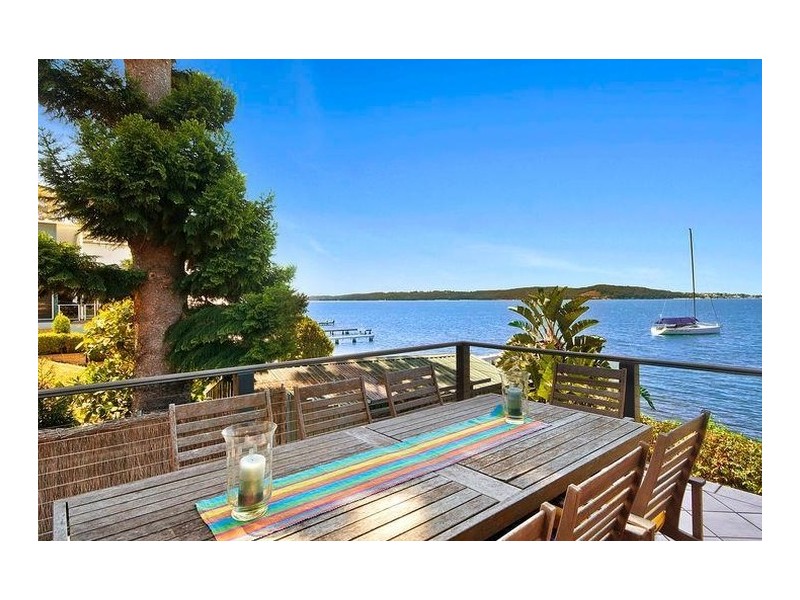 182 Skye Point Road, Coal Point NSW 2283