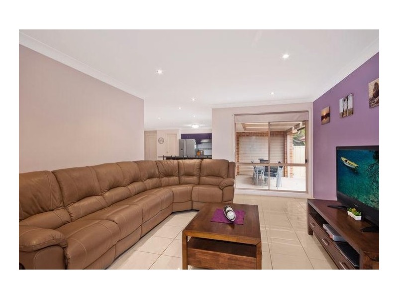 12 Haddon Crescent, Marks Point NSW 2280