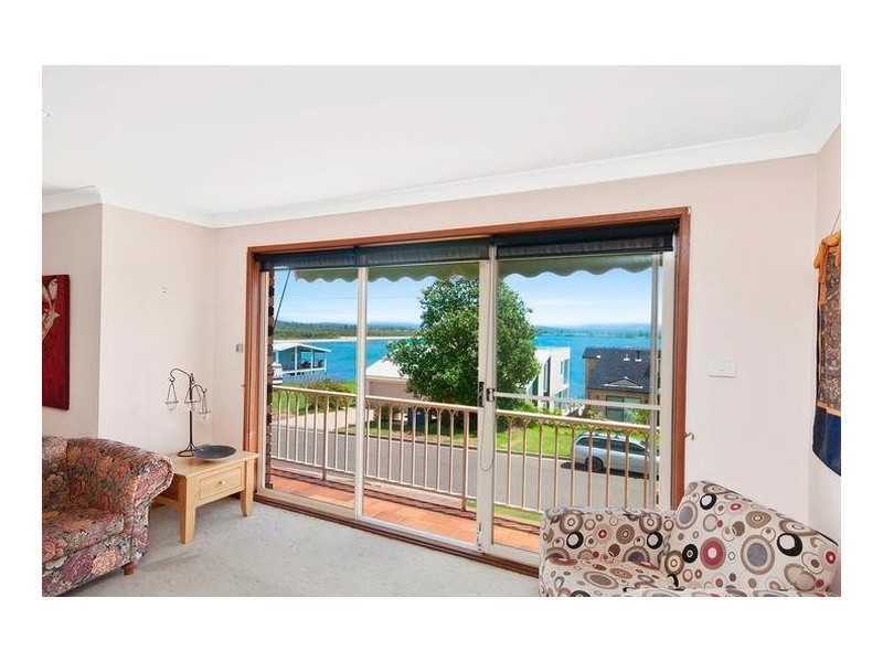 23 Lambton Parade, Swansea Heads NSW 2281