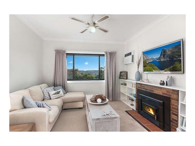 9 Angus Avenue, Waratah West NSW 2298