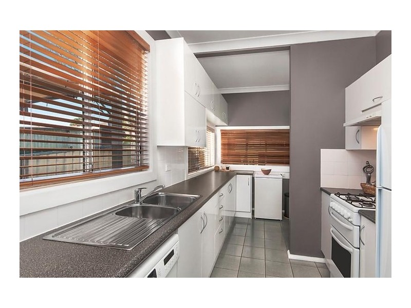 9 Angus Avenue, Waratah West NSW 2298