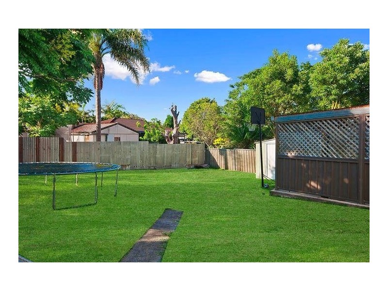 8 Mallee Street, Gateshead NSW 2290