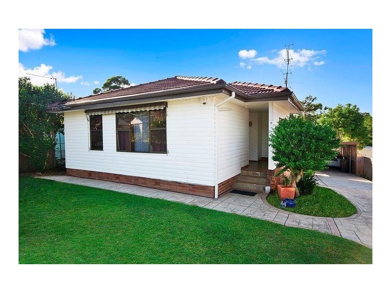 8 Mallee Street, Gateshead NSW 2290