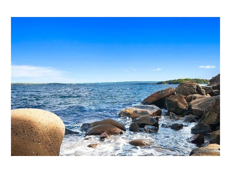 252 Dobell Drive, Wangi Wangi NSW 2267