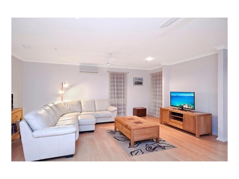 8A Elton Close, Adamstown Heights NSW 2289