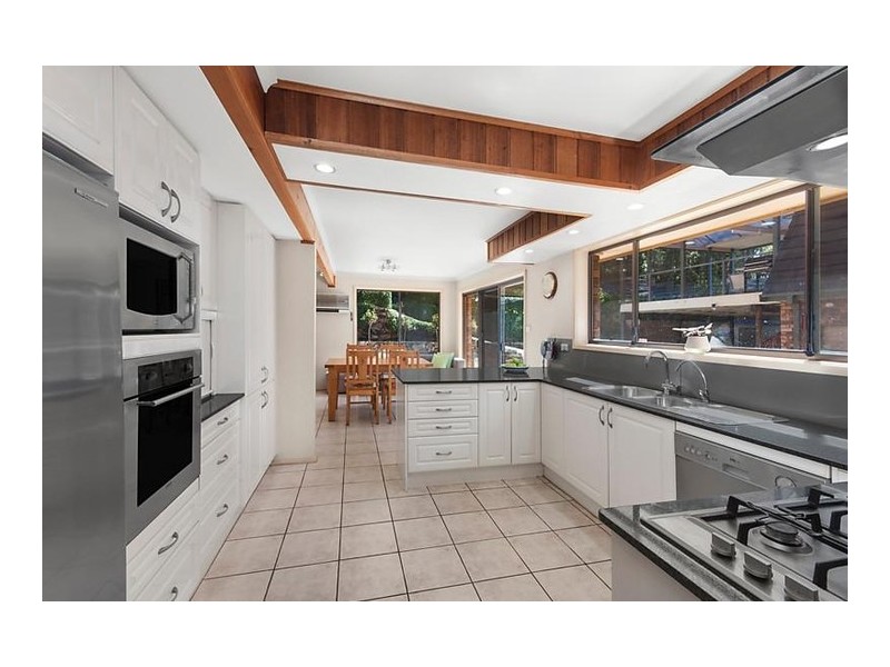 32 Lindeman Close, Eleebana NSW 2282