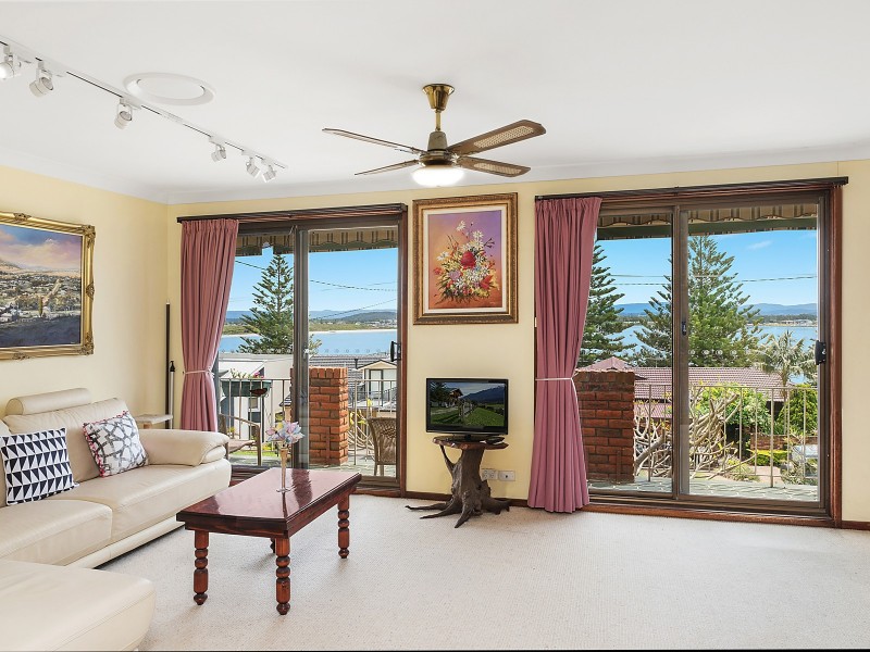 21 Lambton Parade, Swansea Heads NSW 2281