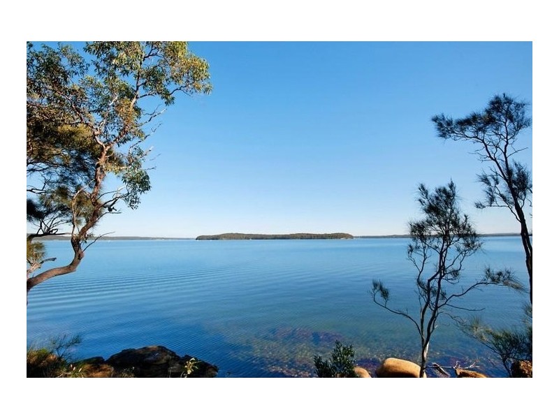 252 Dobell Drive, Wangi Wangi NSW 2267