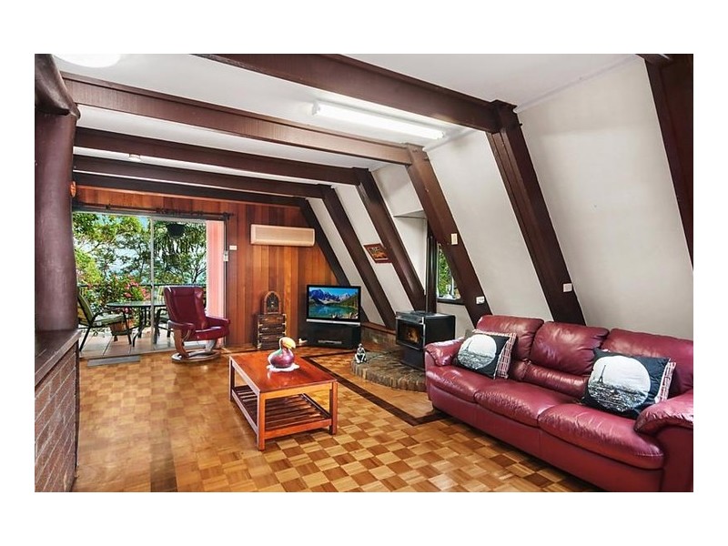 27 Beach Road, Wangi Wangi NSW 2267