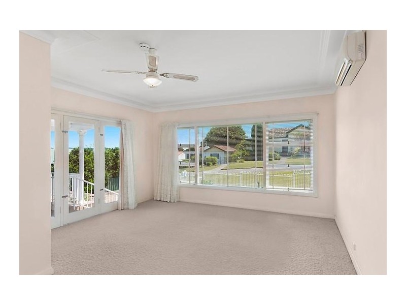 6 Ash Street, Speers Point NSW 2284