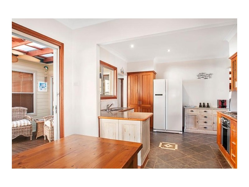 6 Ross Street, Swansea NSW 2281