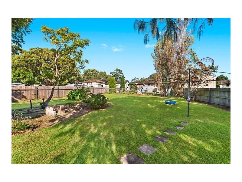 42 Lachlan Street, Windale NSW 2306