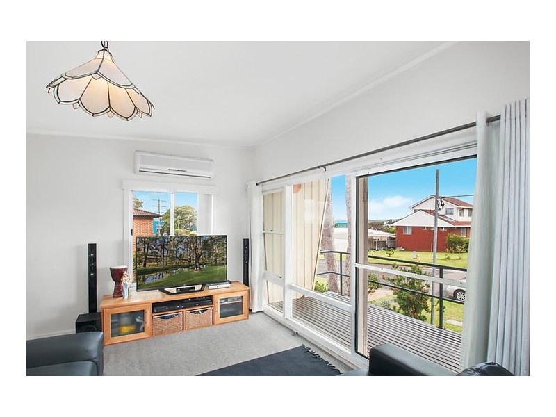 30 Hill Street, Belmont NSW 2280