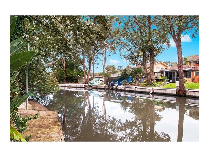 9 St Johns Drive, Croudace Bay NSW 2280