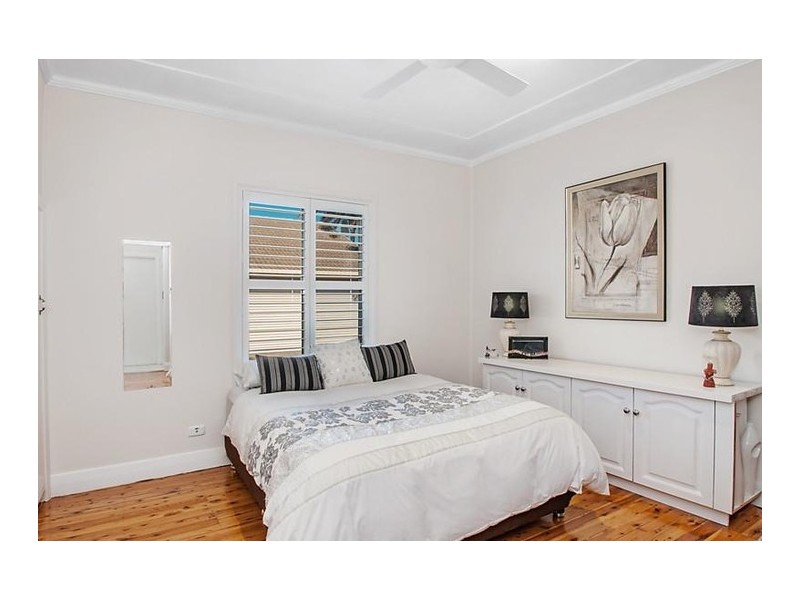24 Davis Street, Speers Point NSW 2284