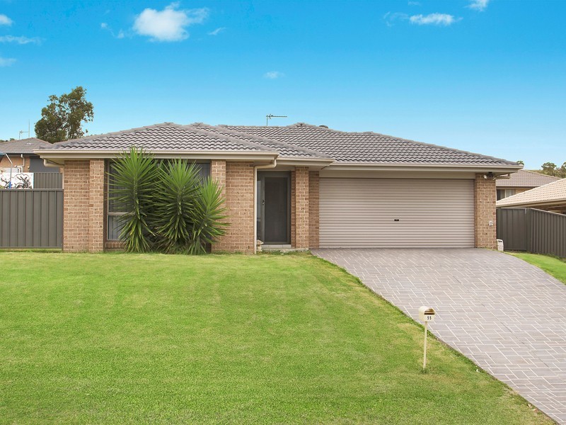 55 Dalmeny Drive, Macquarie Hills NSW 2285