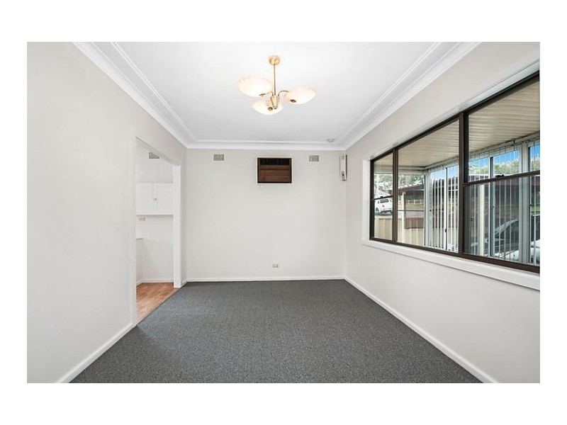 3 Stephens Avenue, Glendale NSW 2285