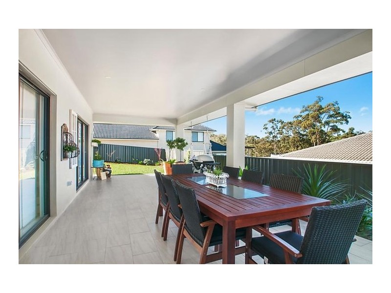 12 Shipley Street, Cameron Park NSW 2285