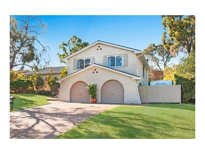 51 Ian Street, Eleebana NSW 2282