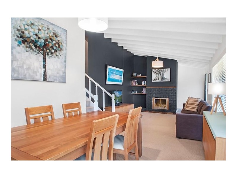 64 Atherton Close, Rankin Park NSW 2287