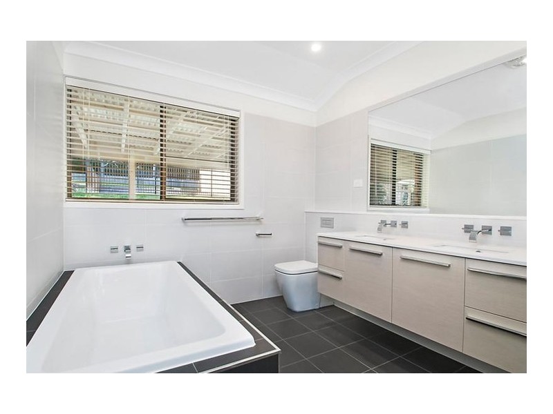64 Atherton Close, Rankin Park NSW 2287