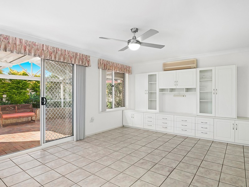 3 Ebbtide Close, Caves Beach NSW 2281
