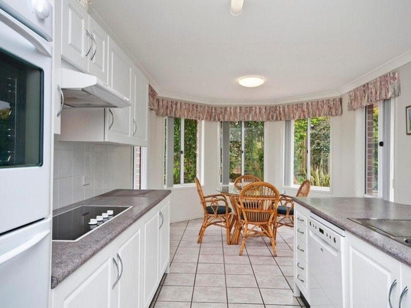 3 Ebbtide Close, Caves Beach NSW 2281