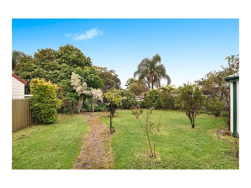 55 Bayview Street, Warners Bay NSW 2282