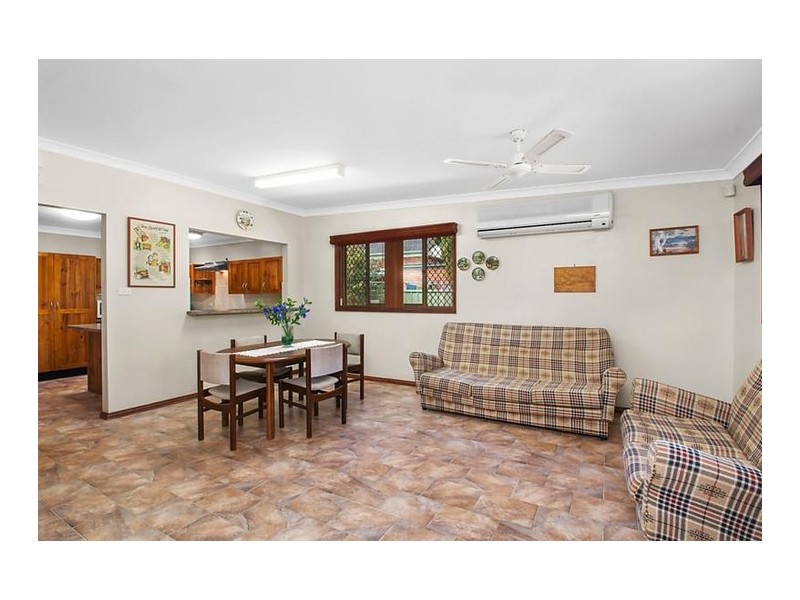15A East Street, Warners Bay NSW 2282
