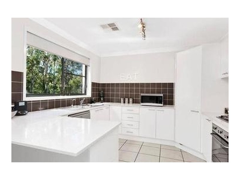 4 Corymbia Street, Croudace Bay NSW 2280