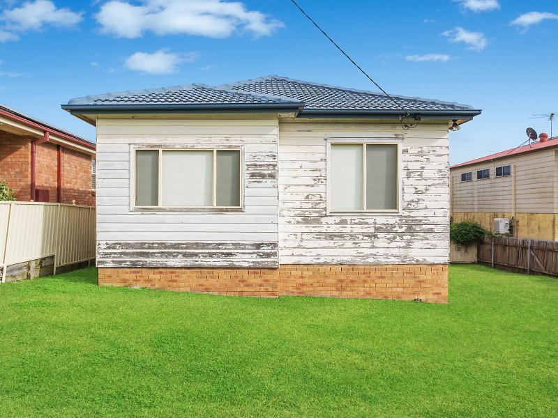 1A Starling Street, Warners Bay NSW 2282