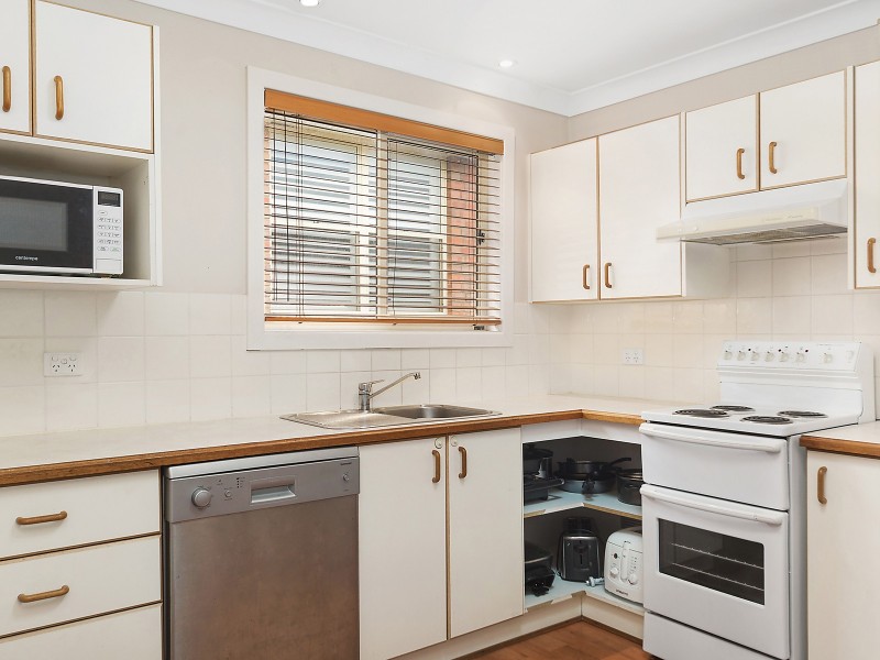 1A Starling Street, Warners Bay NSW 2282