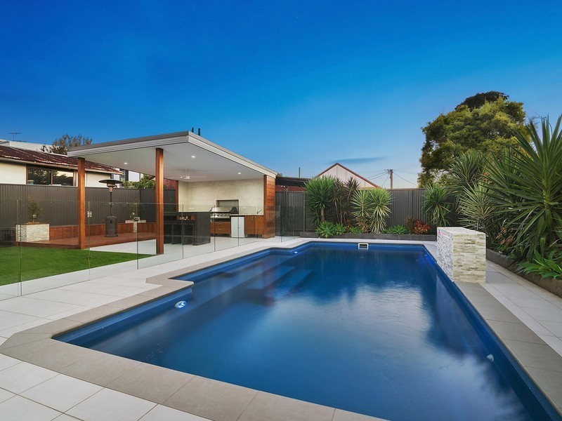 11 James Street, Warners Bay NSW 2282