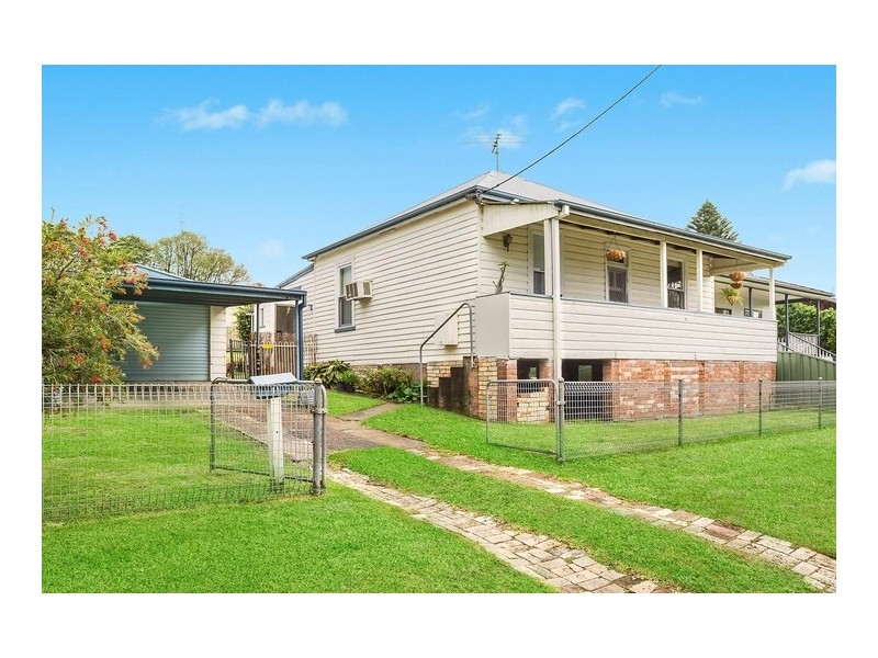 11 Queens Avenue, Cardiff NSW 2285