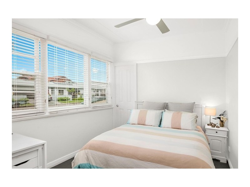 17 Merleview Street, Belmont NSW 2280