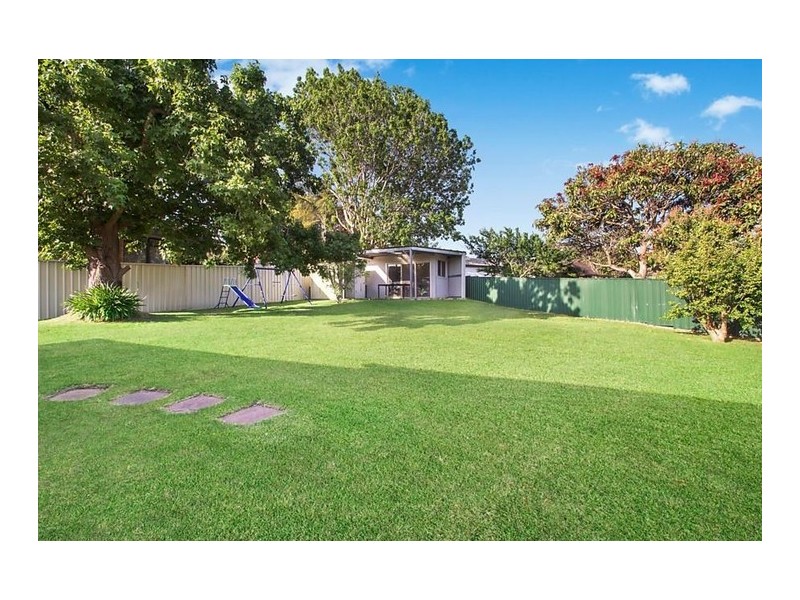 5 Wendy Street, Cardiff NSW 2285