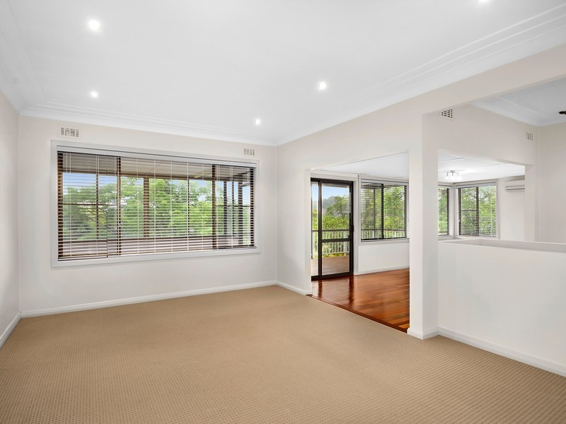 13 Valaud Crescent, Highfields NSW 2289