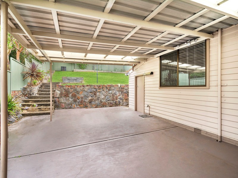 13 Valaud Crescent, Highfields NSW 2289