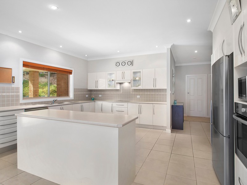 10 Darjamur Close, Tingira Heights NSW 2290