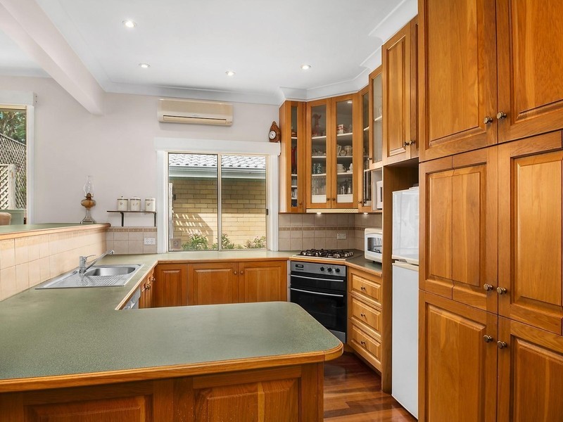23 Ambrose Street, Carey Bay NSW 2283
