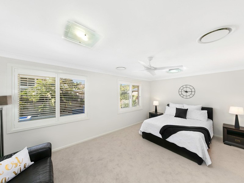 5 Pindimar Close, Eleebana NSW 2282