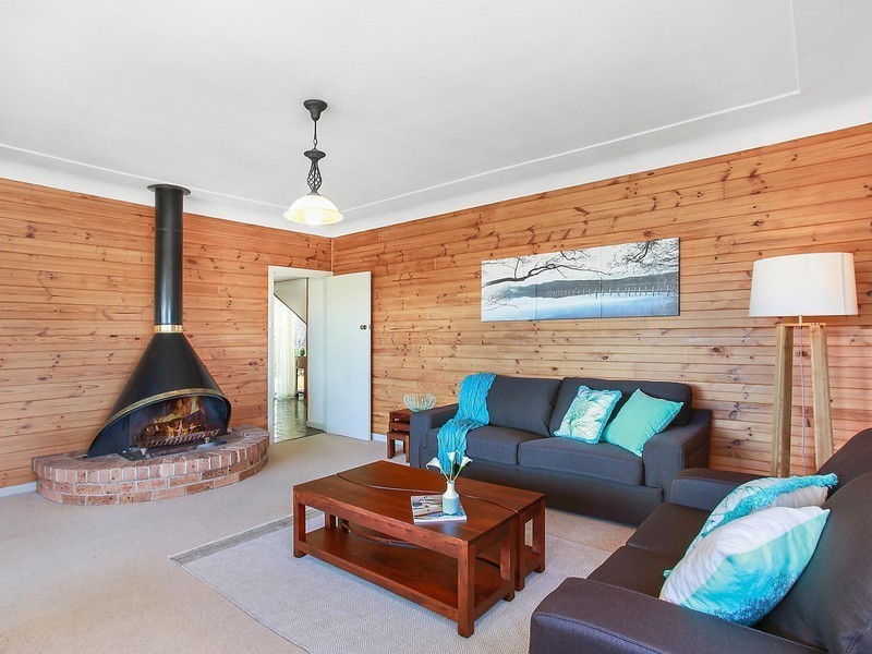 43 Coronation Street, Warners Bay NSW 2282