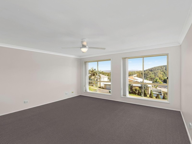 5 Kerrigan Close, Eleebana NSW 2282