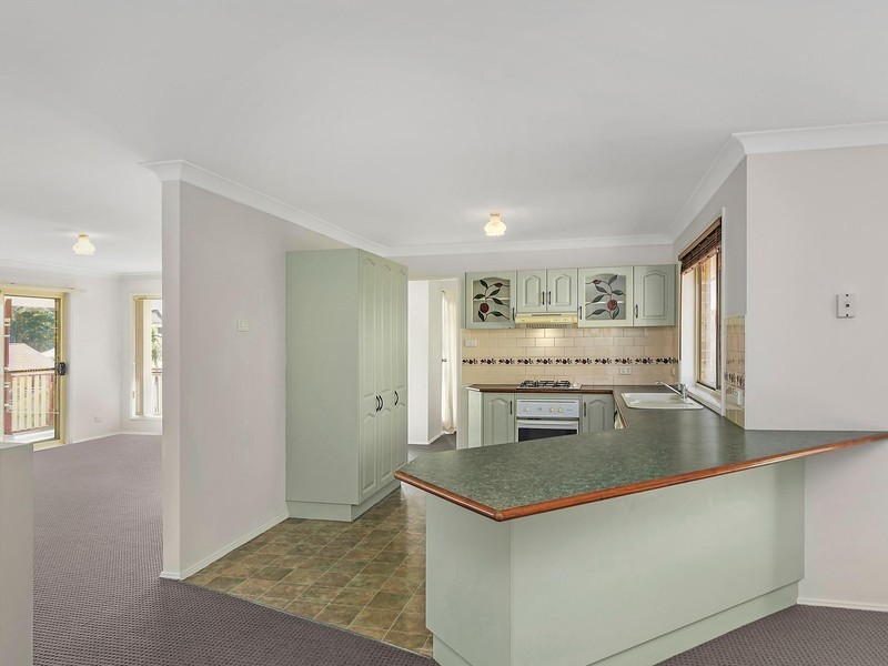 5 Kerrigan Close, Eleebana NSW 2282