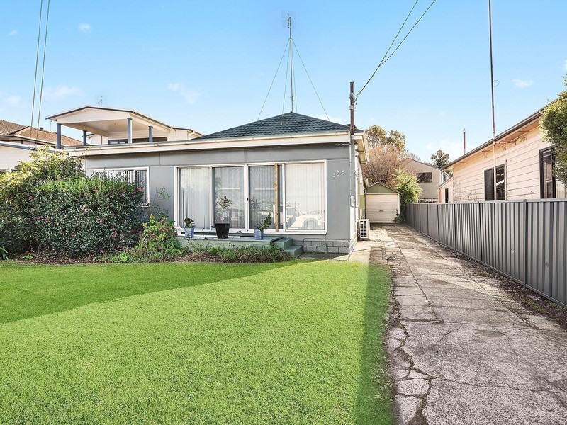 398 The Esplanade, Warners Bay NSW 2282